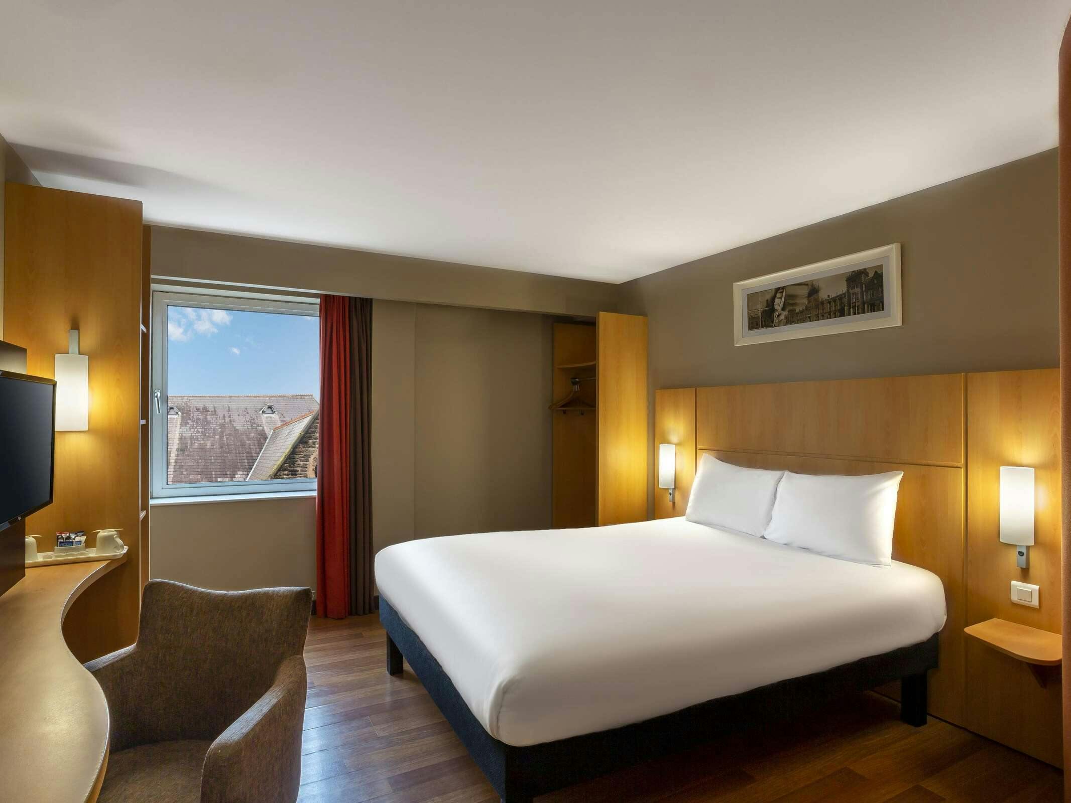Hotel Ibis Belfast Queens Quarter photo 4