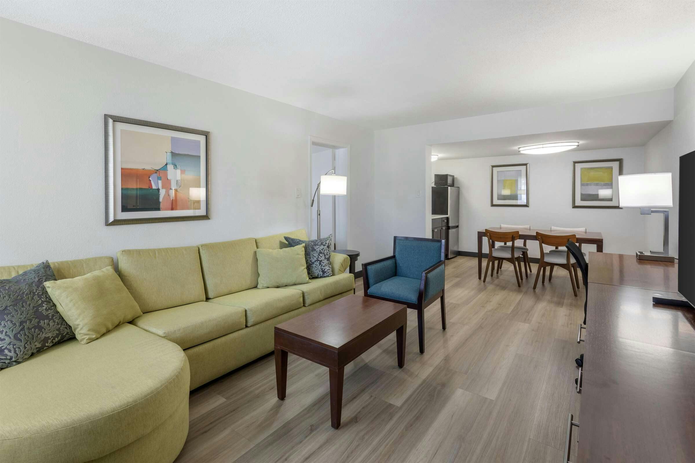 Hotel Best Western Palm Beach Lakes photo 1