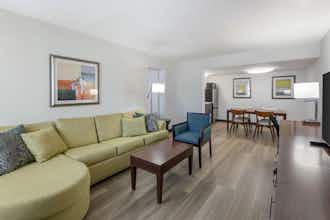 Hotel Best Western Palm Beach Lakes photo 1