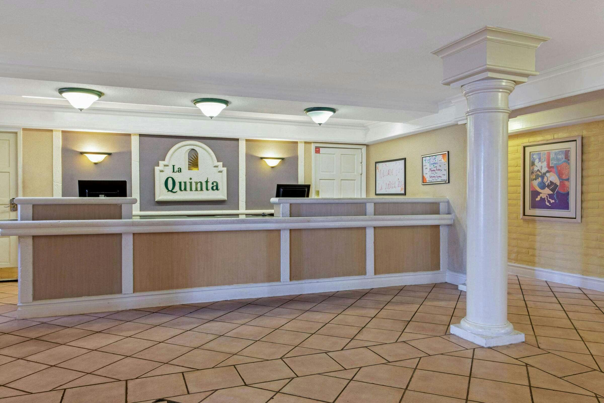 Hotel La Quinta St Pete-Clearwater photo 3