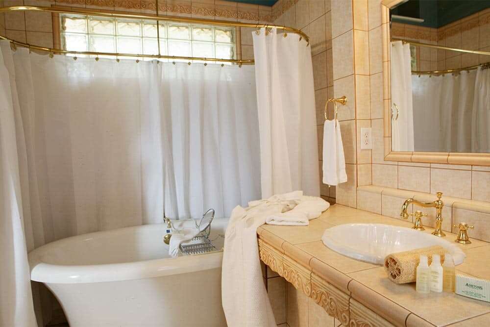 Hotel Ashton's Bed and Breakfast photo 3