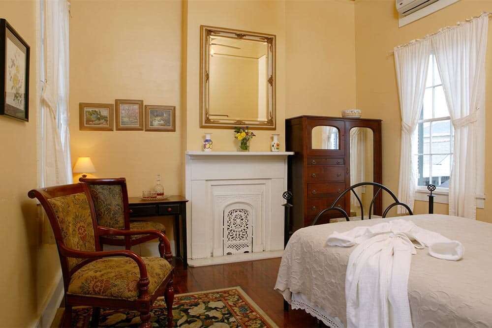 Hotel Ashton's Bed and Breakfast photo 4