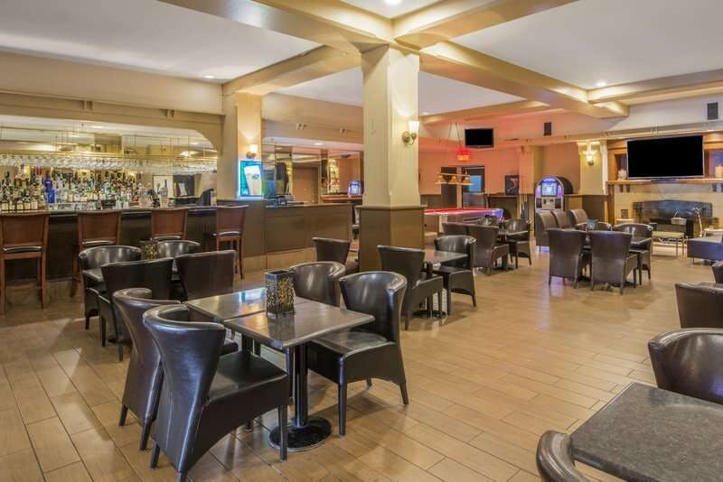 Hotel Independent (Sphc) Armon Plaza Montréal Arpt By Ihg photo 3