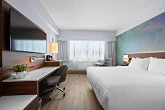 Hotel Independent (Sphc) Armon Plaza Montréal Arpt By Ihg photo 1