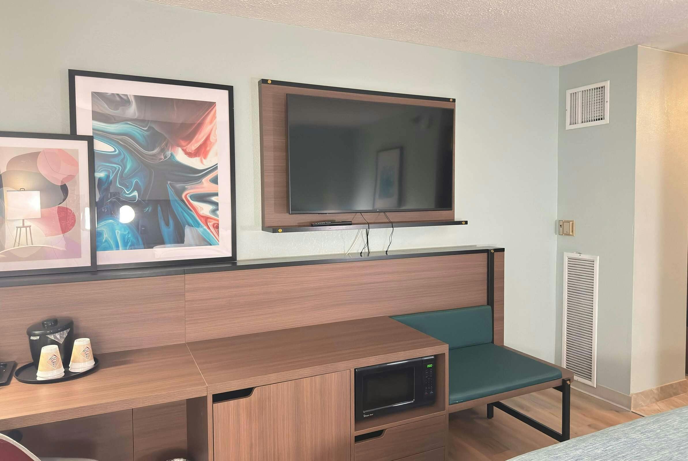 Hotel Wingate Indianapolis East photo 3