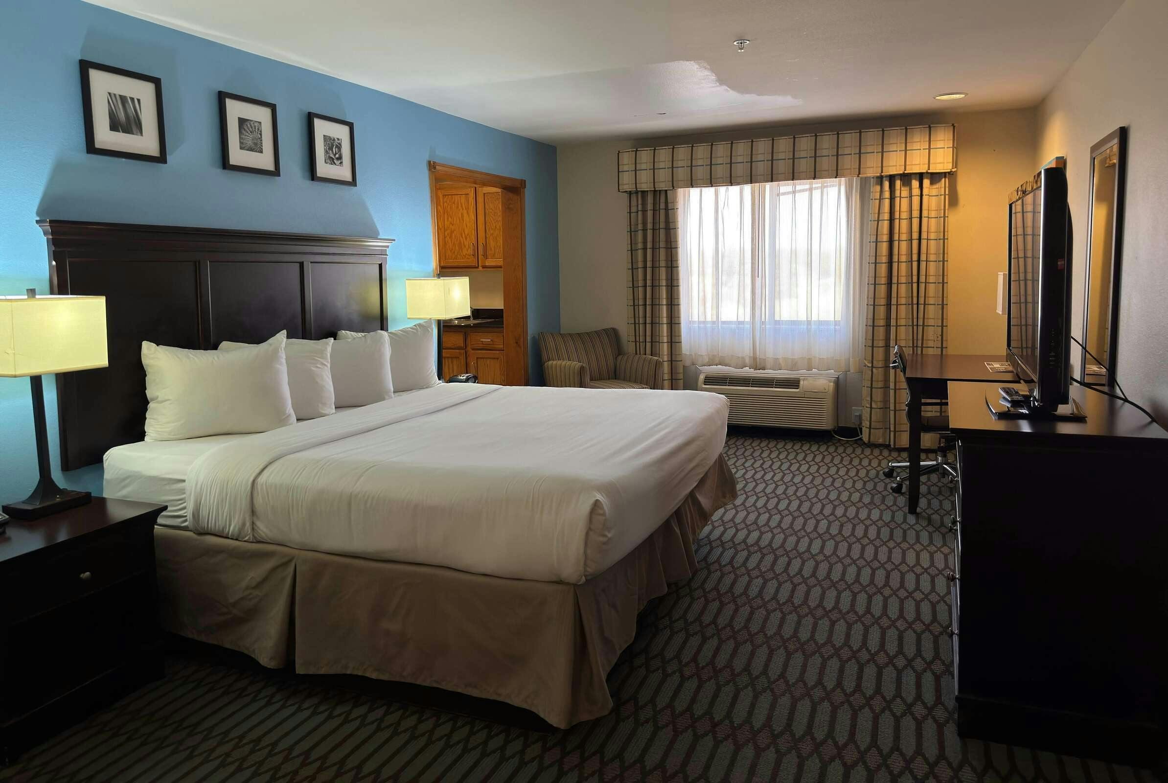 Hotel Wingate Lubbock TX South photo 3