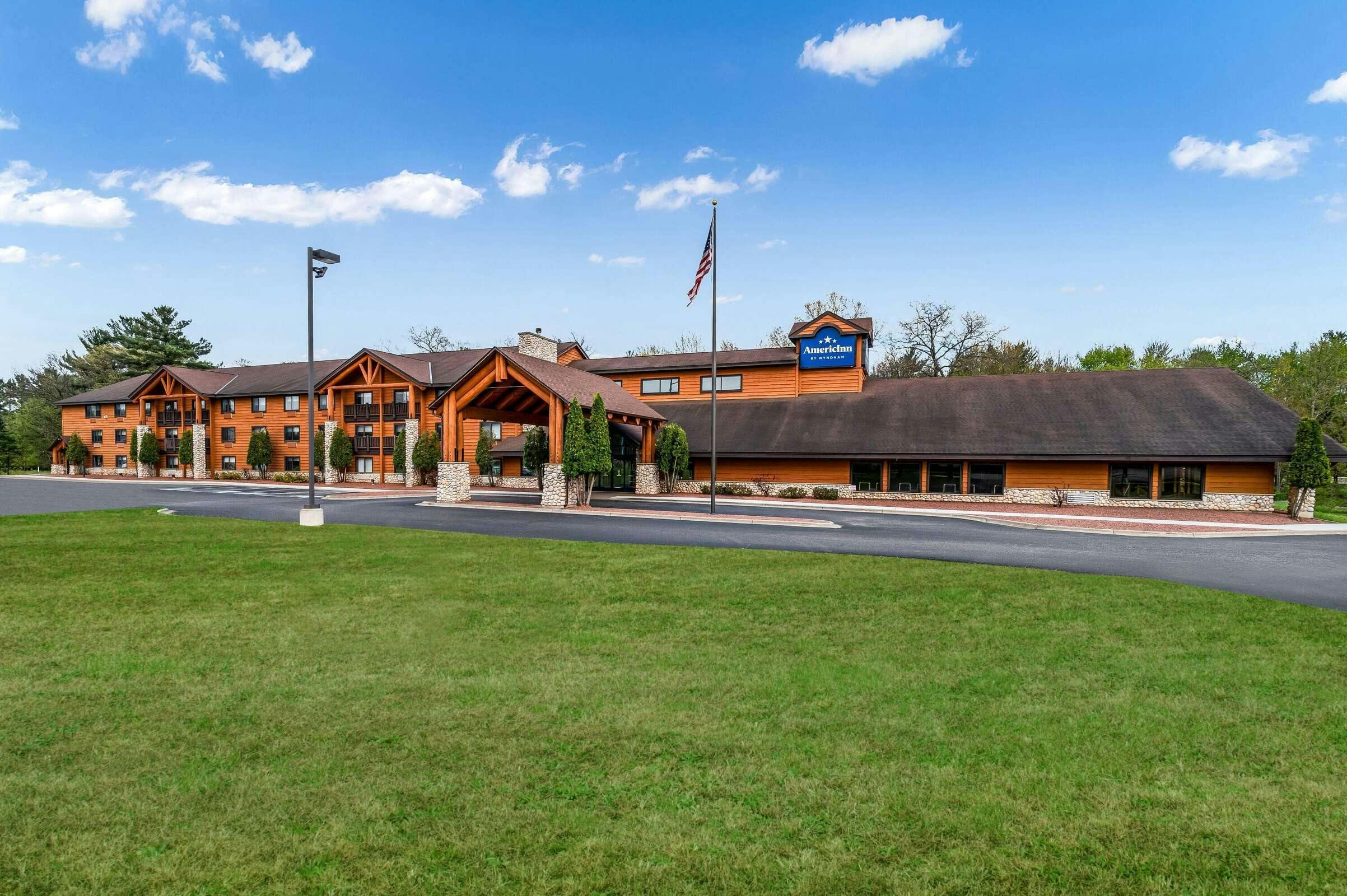 AmericInn WI Dells