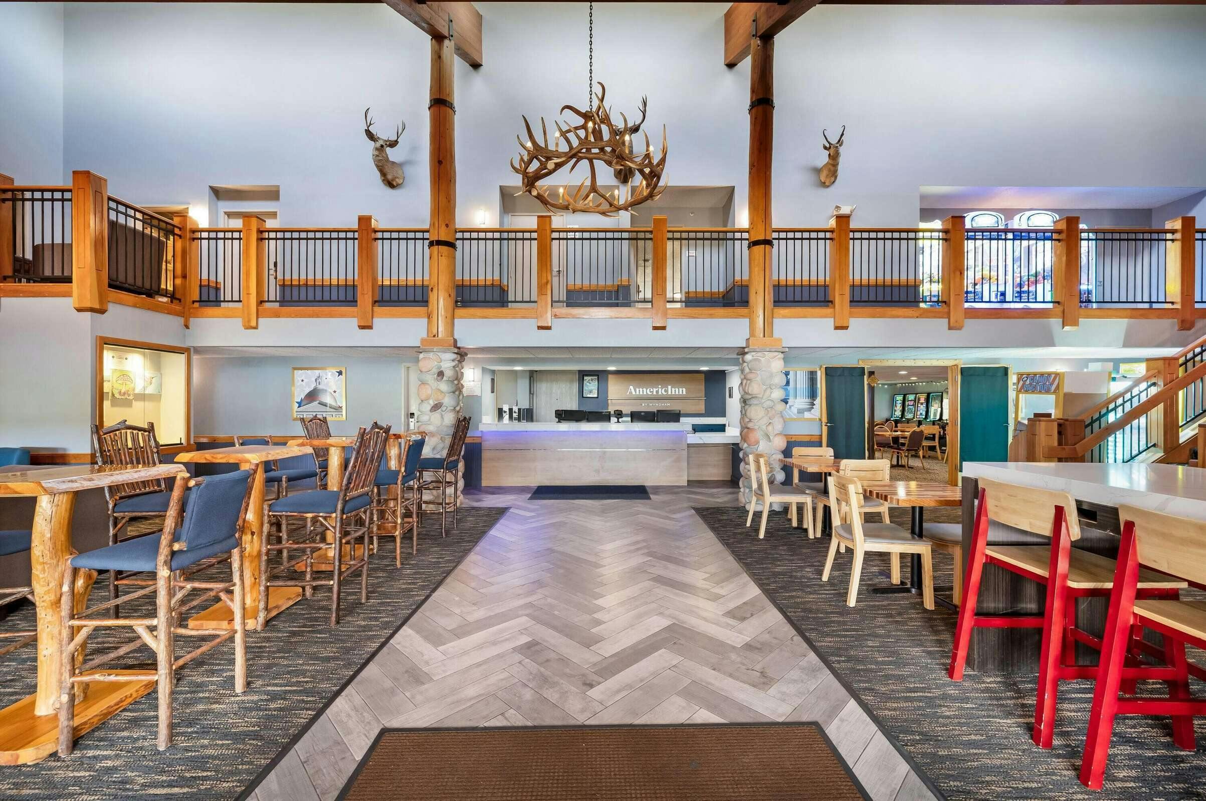 Hotel AmericInn WI Dells photo 2