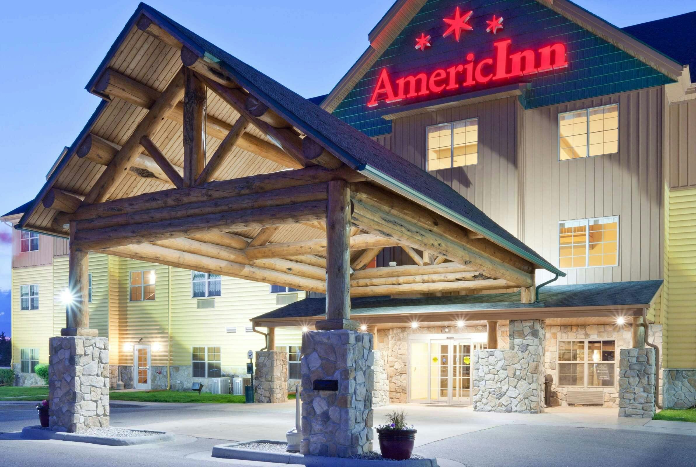 AmericInn Wyndham Fargo Medcl