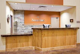 Hotel AmericInn Wyndham Fargo Medcl photo 2