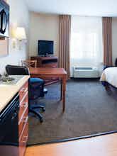 Hotel Candlewood Suites New Bern photo 2
