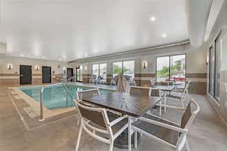 Hotel Best Western Plus Marquette Hotel & Suites photo 3
