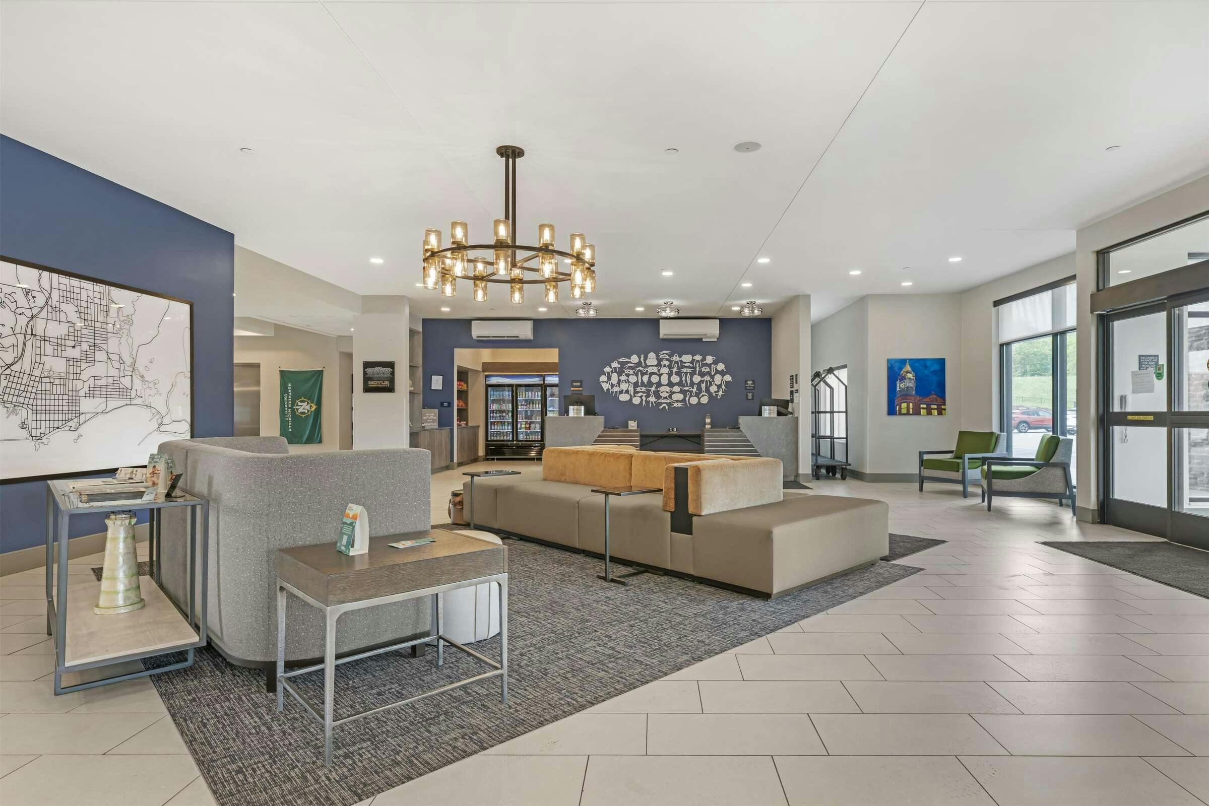 Hotel Best Western Plus Marquette Hotel & Suites photo 5