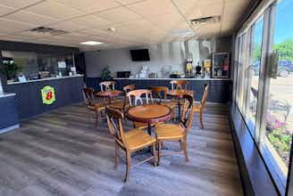 Hotel Super 8 Macomb IL photo 2