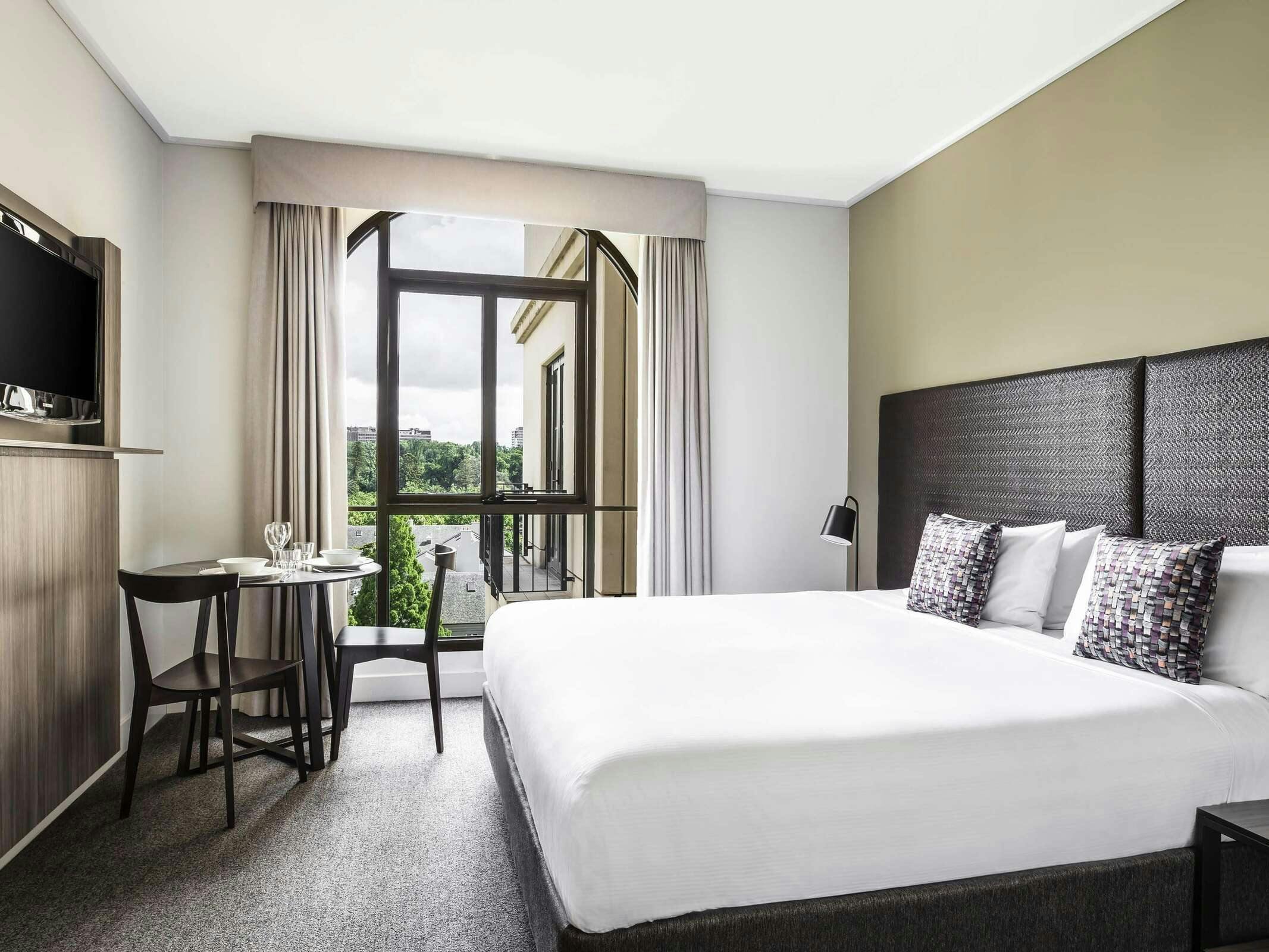 Hotel Mantra On Jolimont Melbourne photo 5