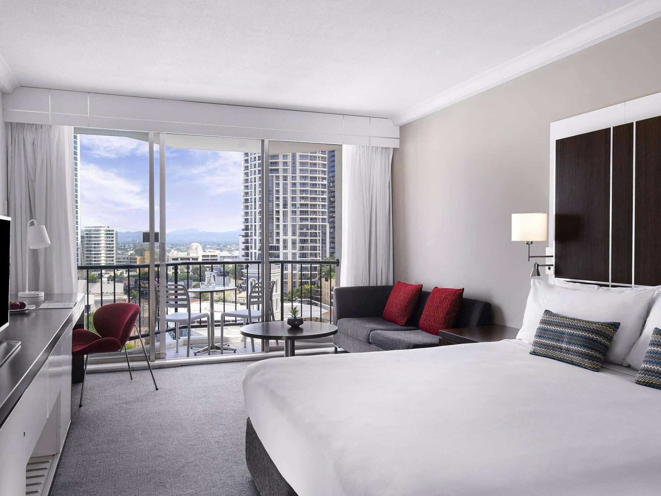 Hotel Mantra On View Surfers Paradise photo 1