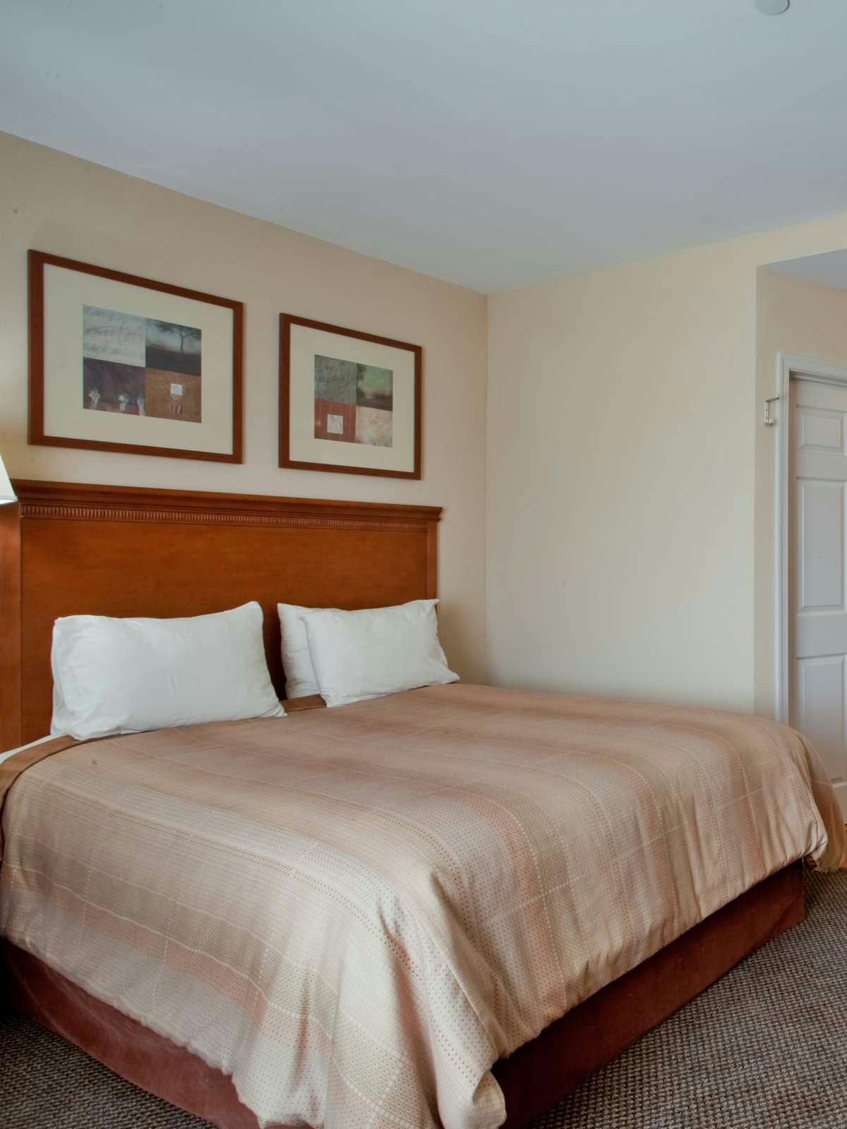 Hotel Candlewood Suites Norfolk Airport photo 1