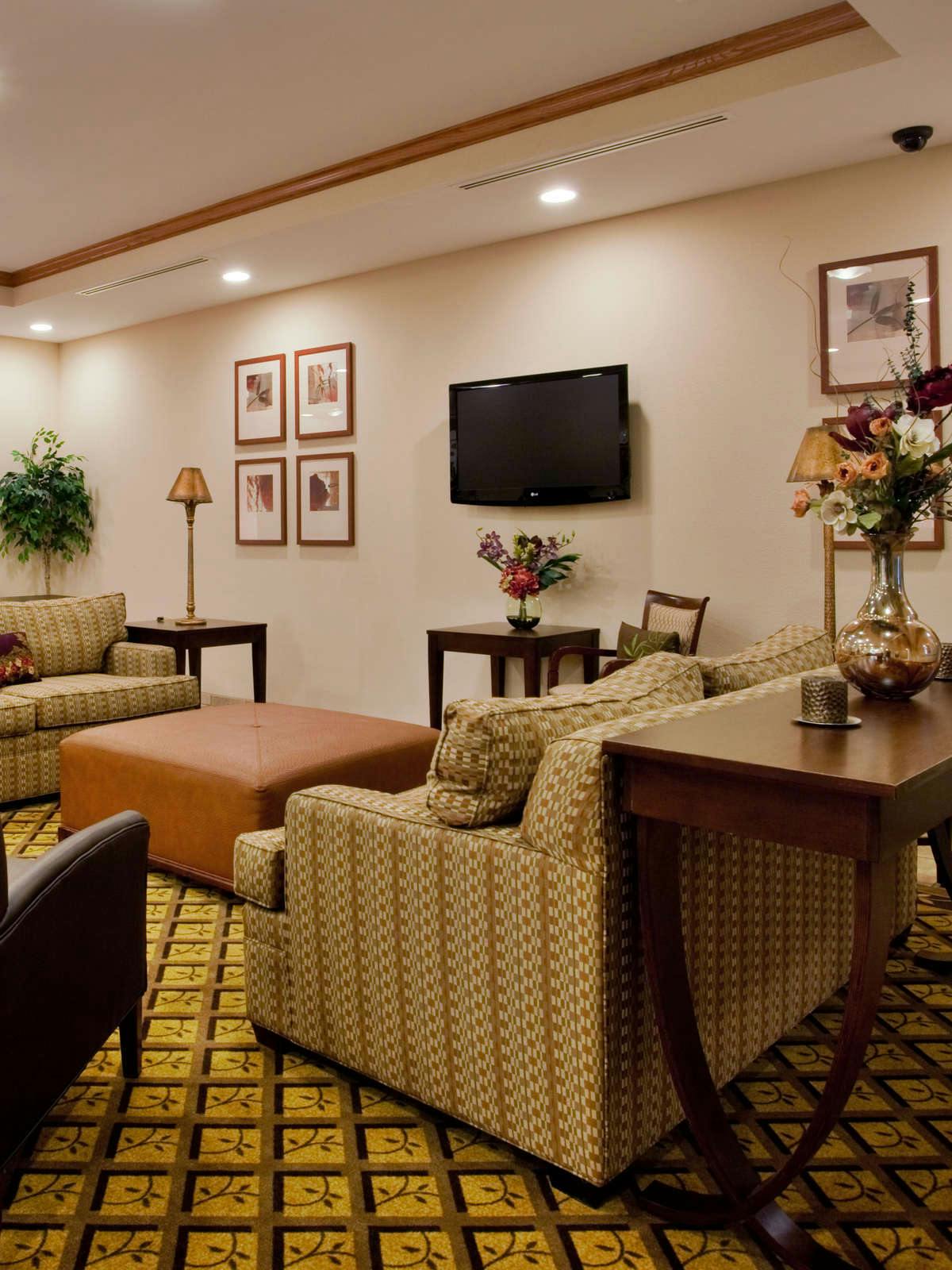 Hotel Candlewood Suites Norfolk Airport photo 3
