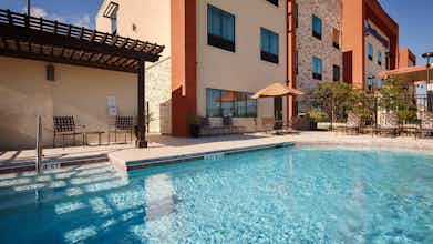 Hotel Best Western Plus College Station Inn & Suites photo 5
