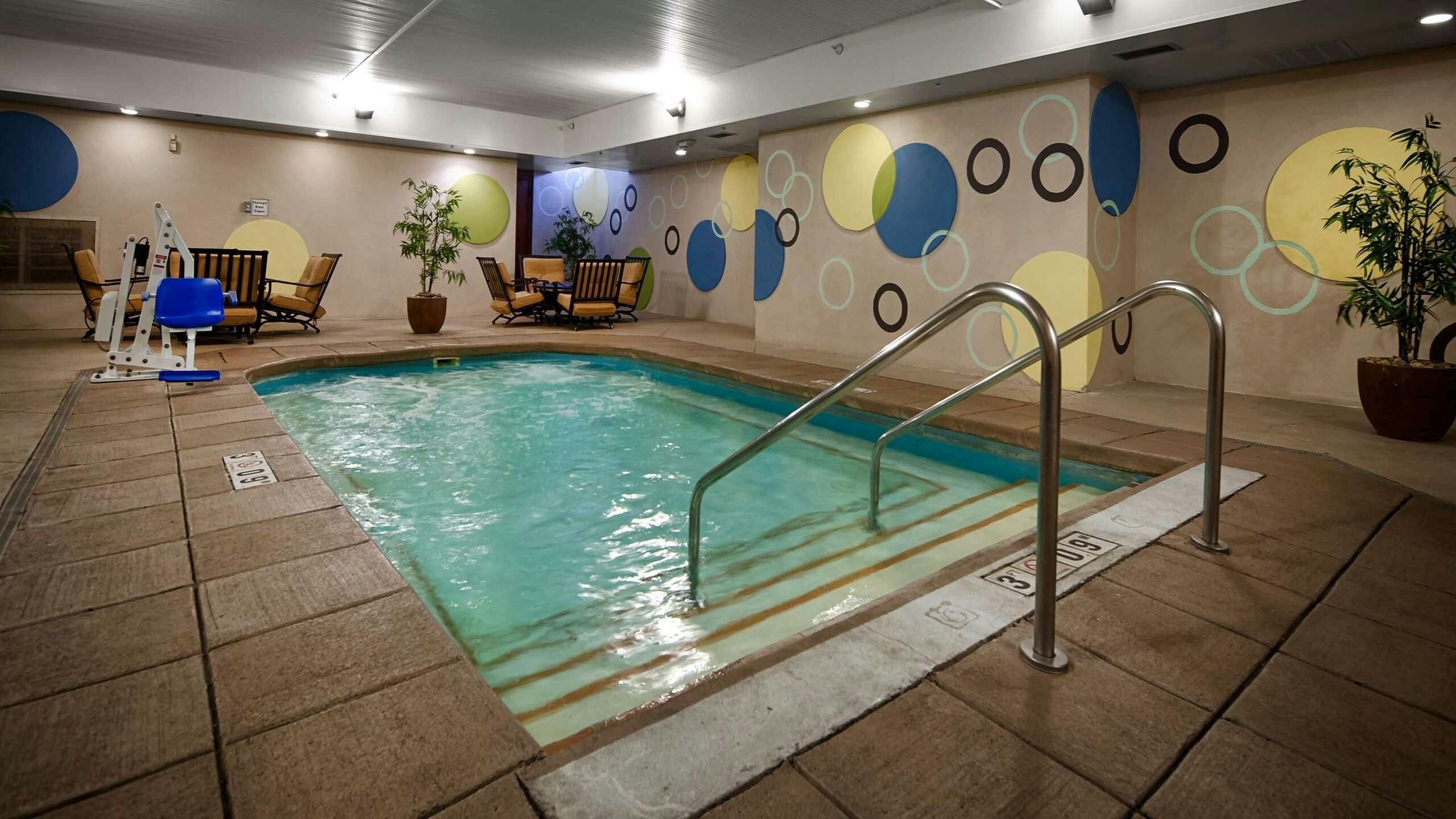 Hotel Best Western Plus Sandusky Hotel & Suites photo 1