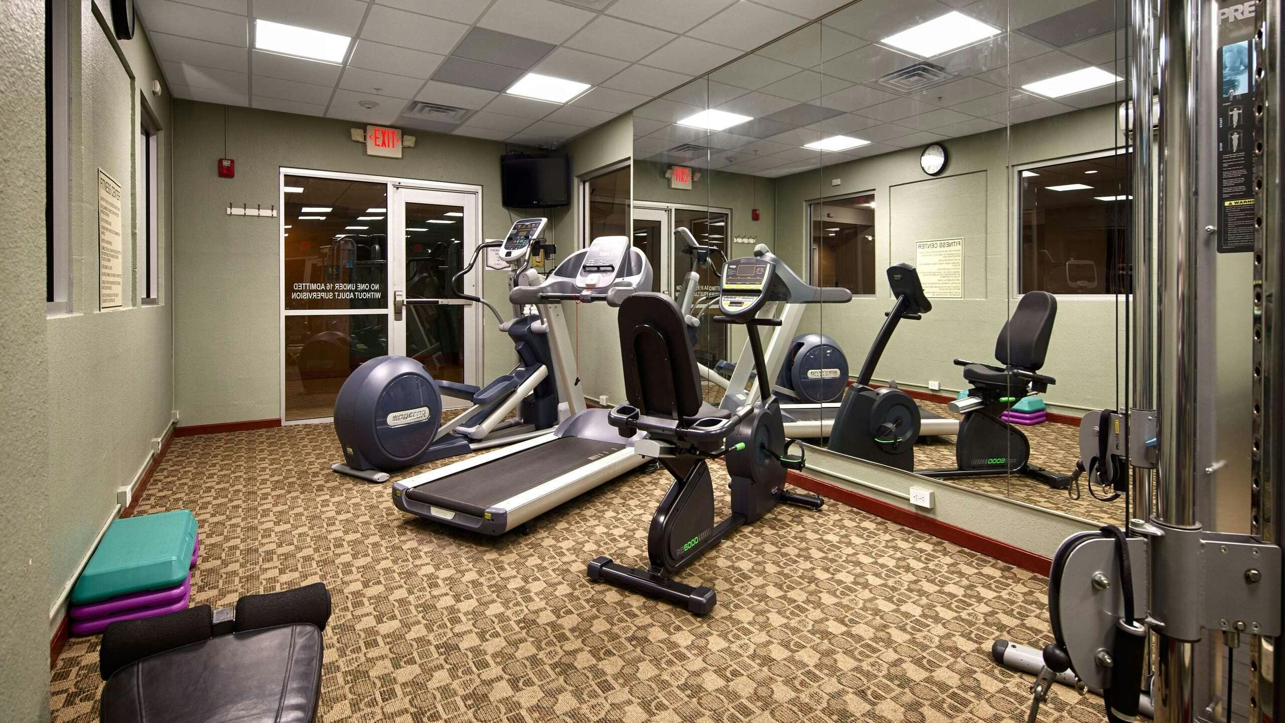 Hotel Best Western Plus Sandusky Hotel & Suites photo 3