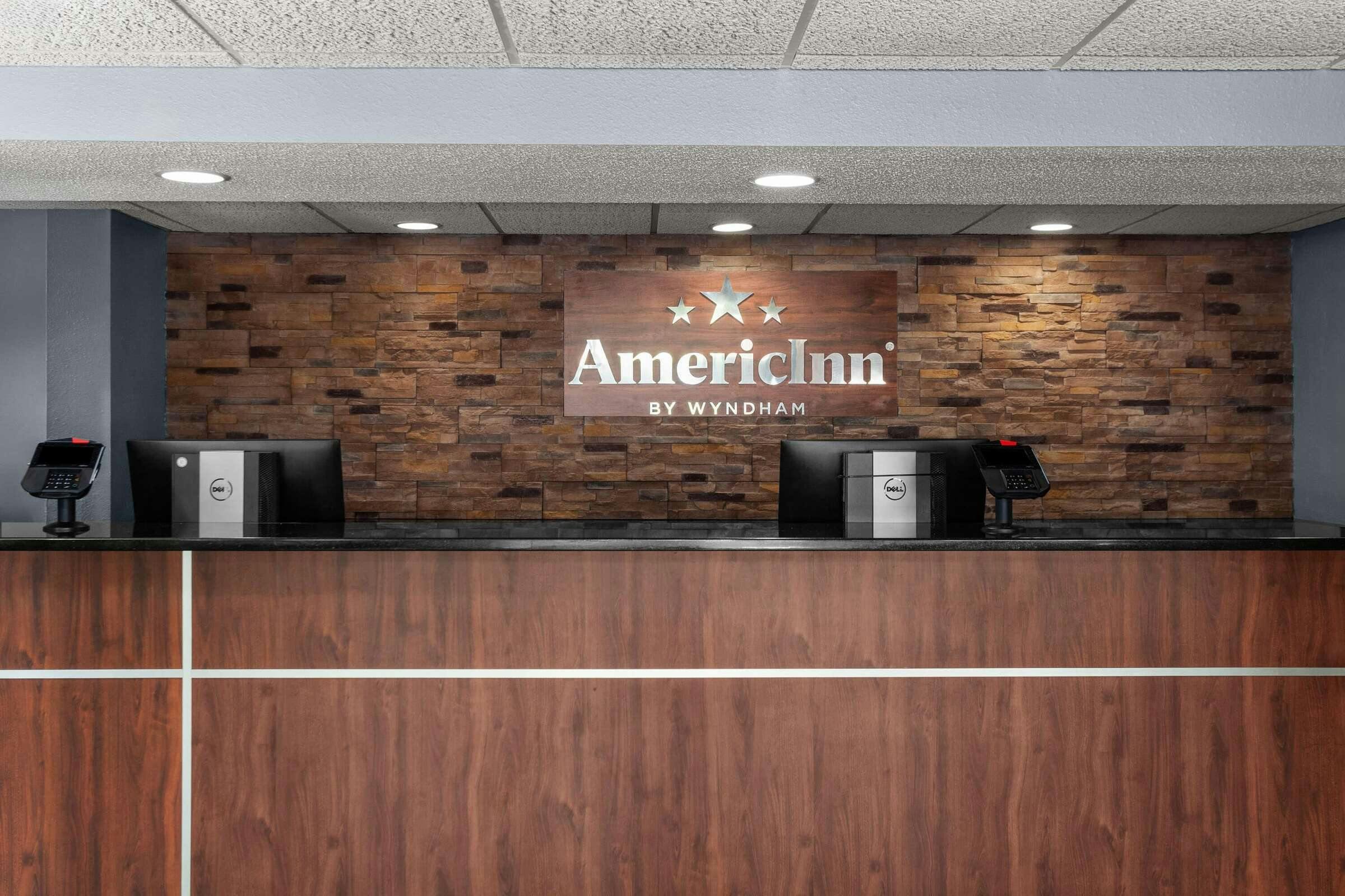 Hotel AmericInn Austin photo 4