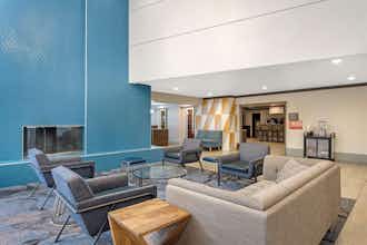 Hotel Best Western Premier Denver East photo 5