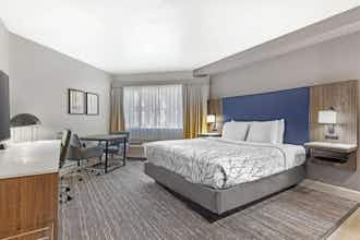 Hotel Executive Residency By Best Western Denver East photo 4
