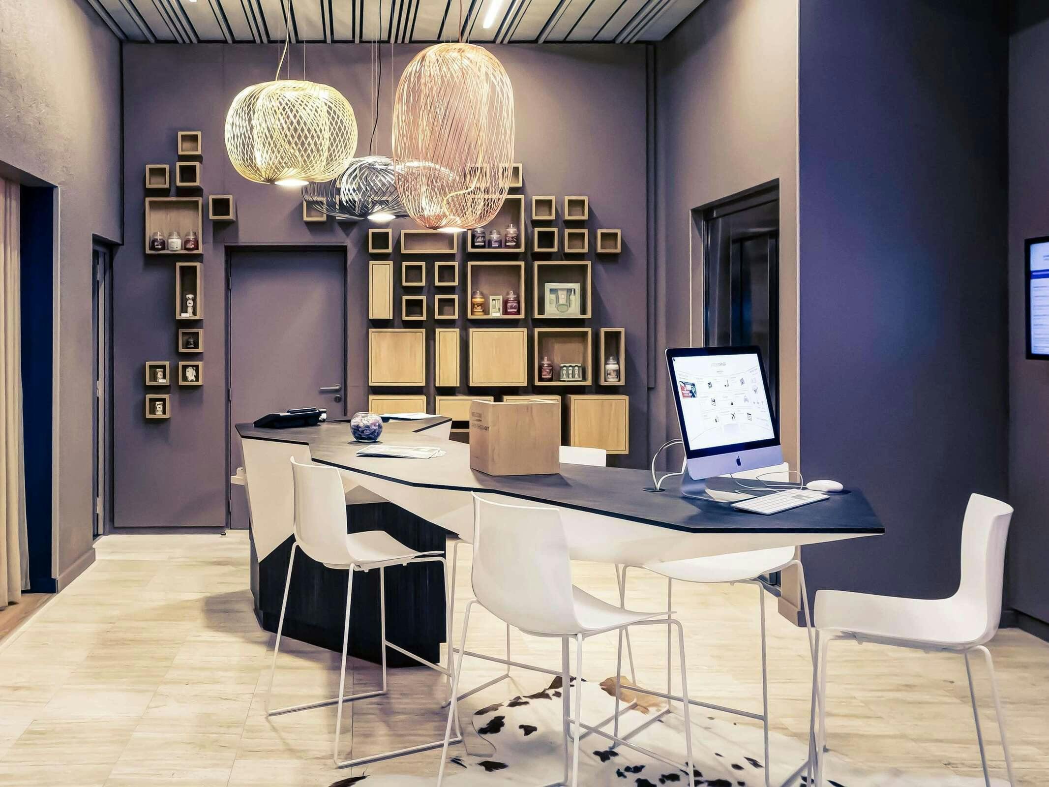 Hotel Hotel Mercure Lyon Charbonnieres photo 1