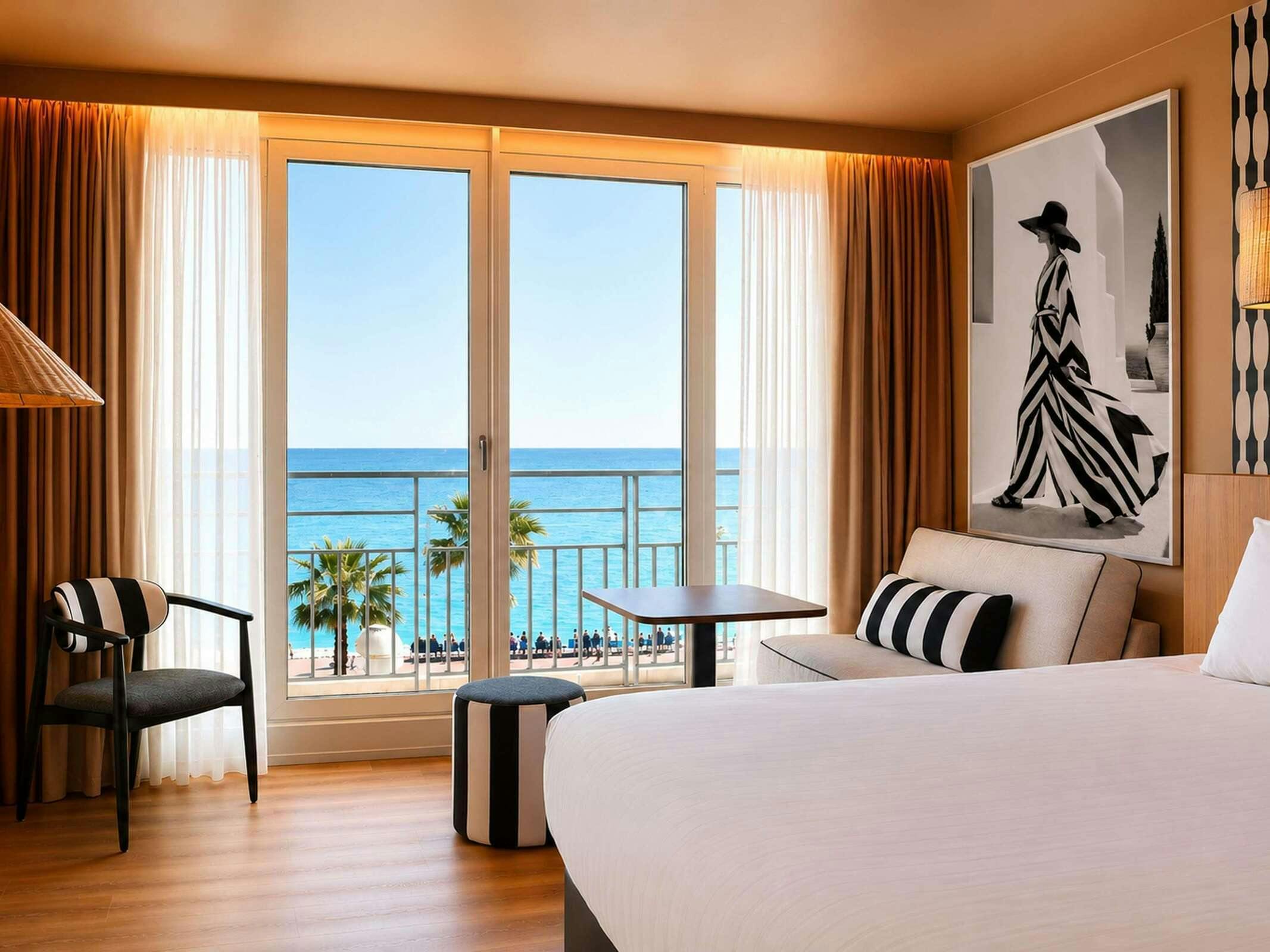 Hotel Mercure Nice Promenade Des Anglais photo 2