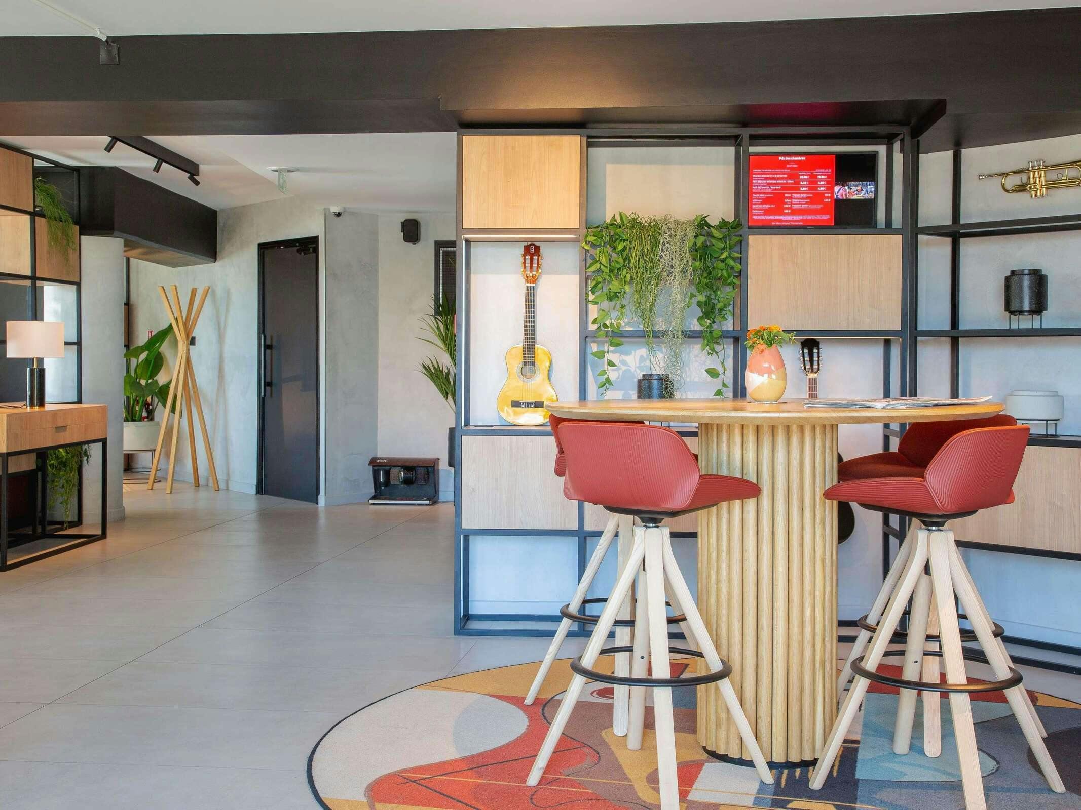 Hotel Ibis Nice Aéroport Promenade Des Anglais photo 1