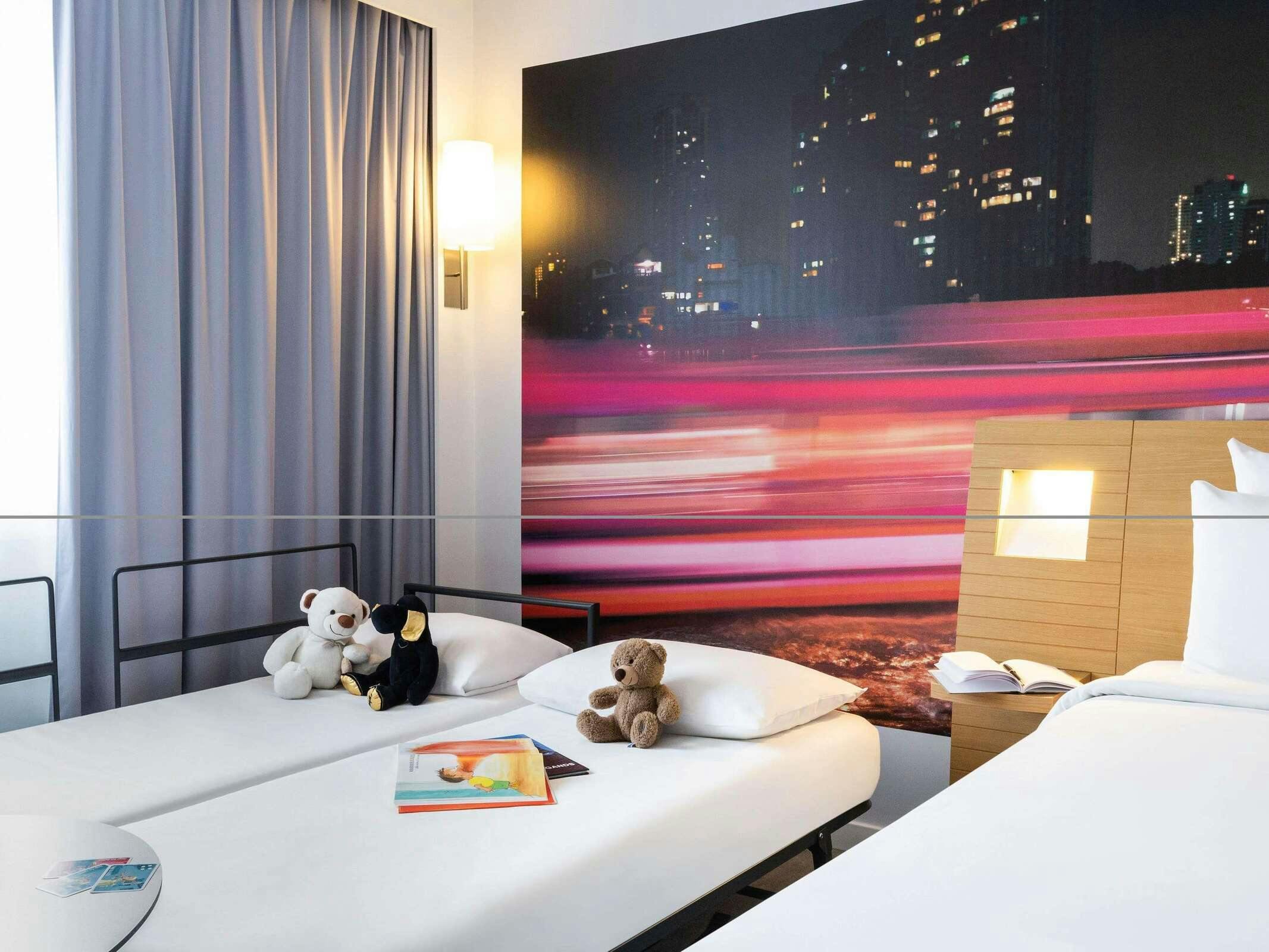 Hotel Novotel Bordeaux Centre Meriadeck photo 3