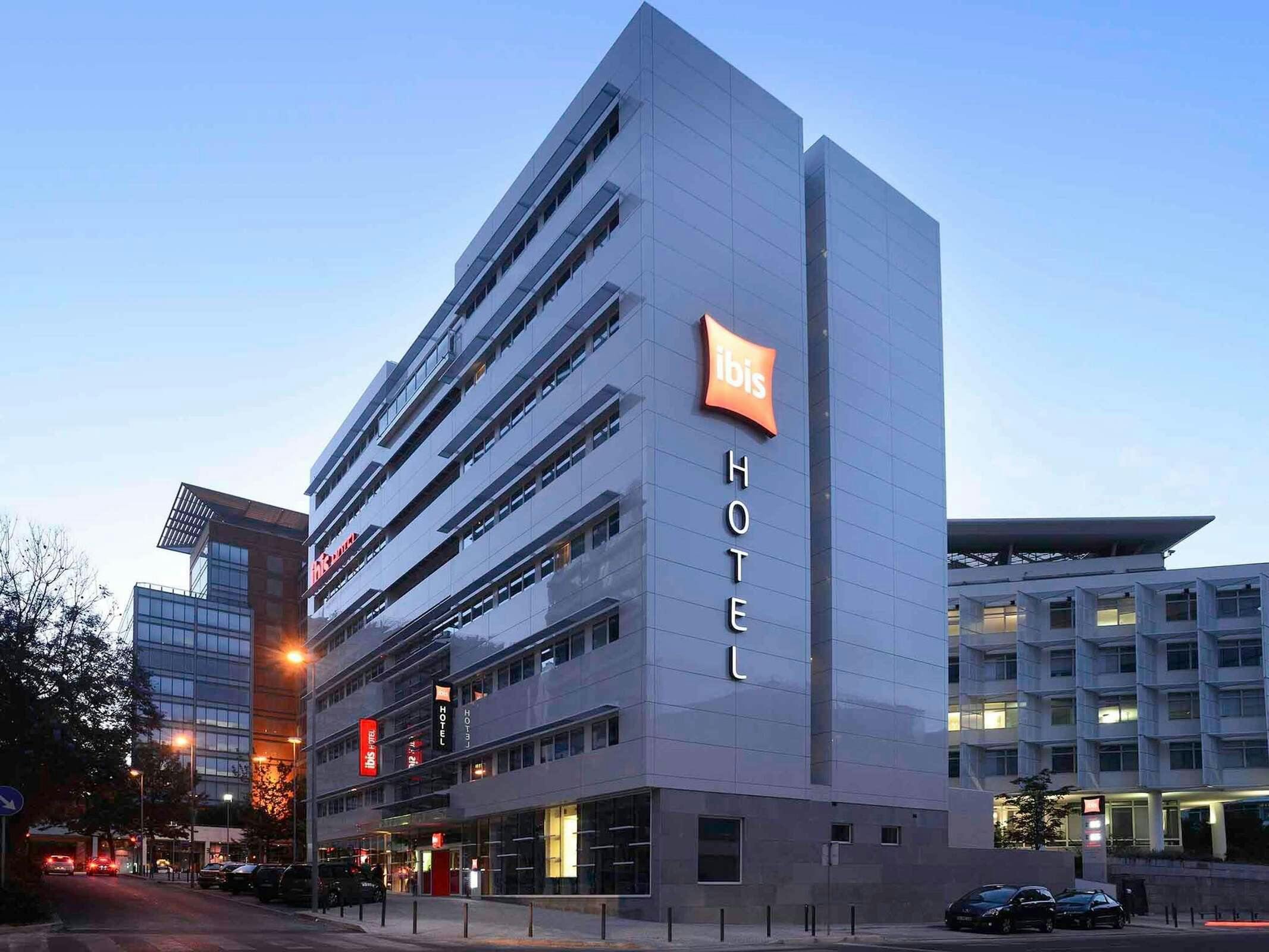 Hotel Ibis Lisboa Parque Das Naçoes photo 1