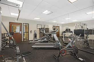 Hotel Best Western Plus Chain of Lakes Inn & Suites photo 4
