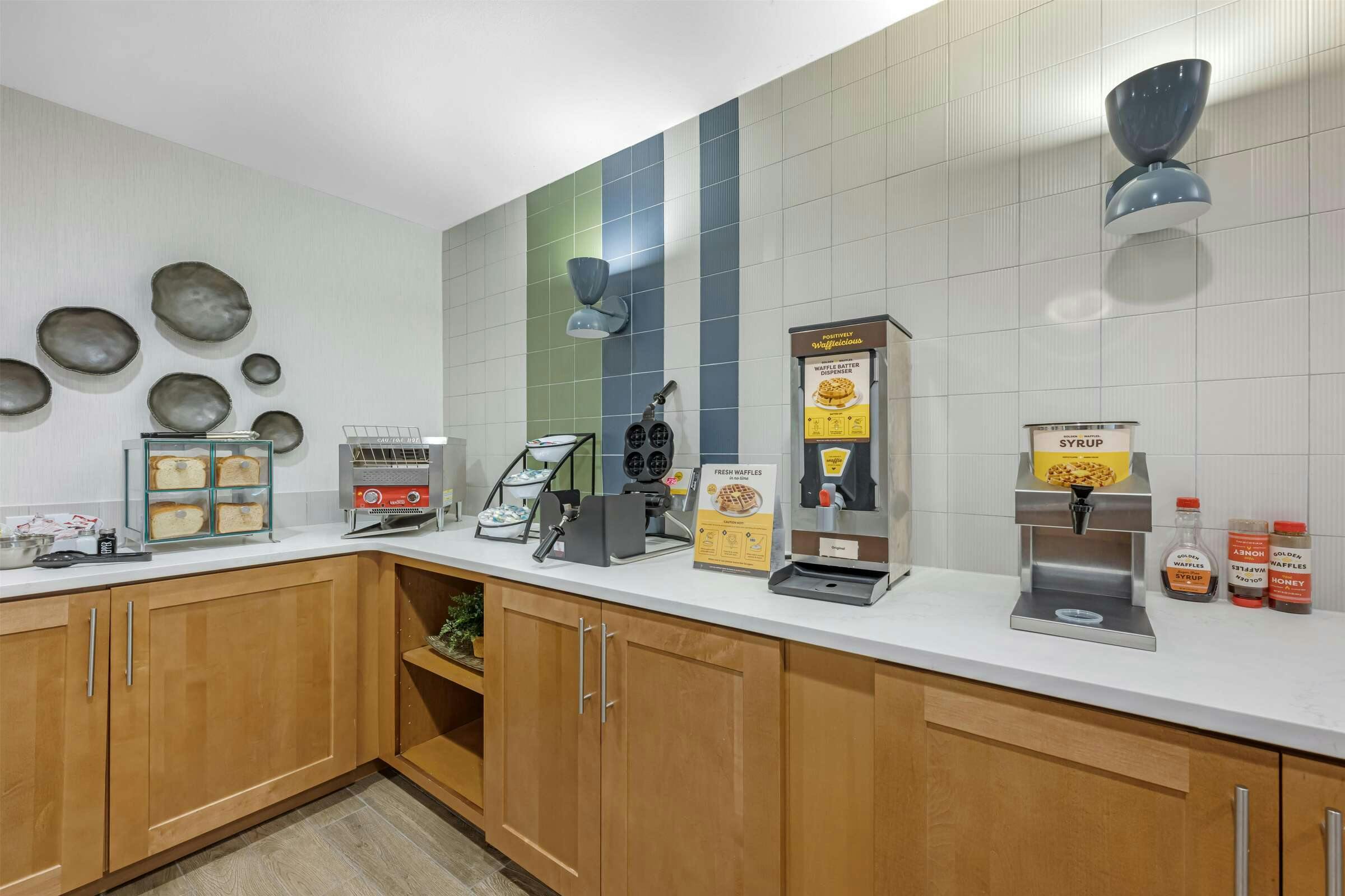 Hotel Best Western Plus Dubuque Hotel & Conference Center photo 3