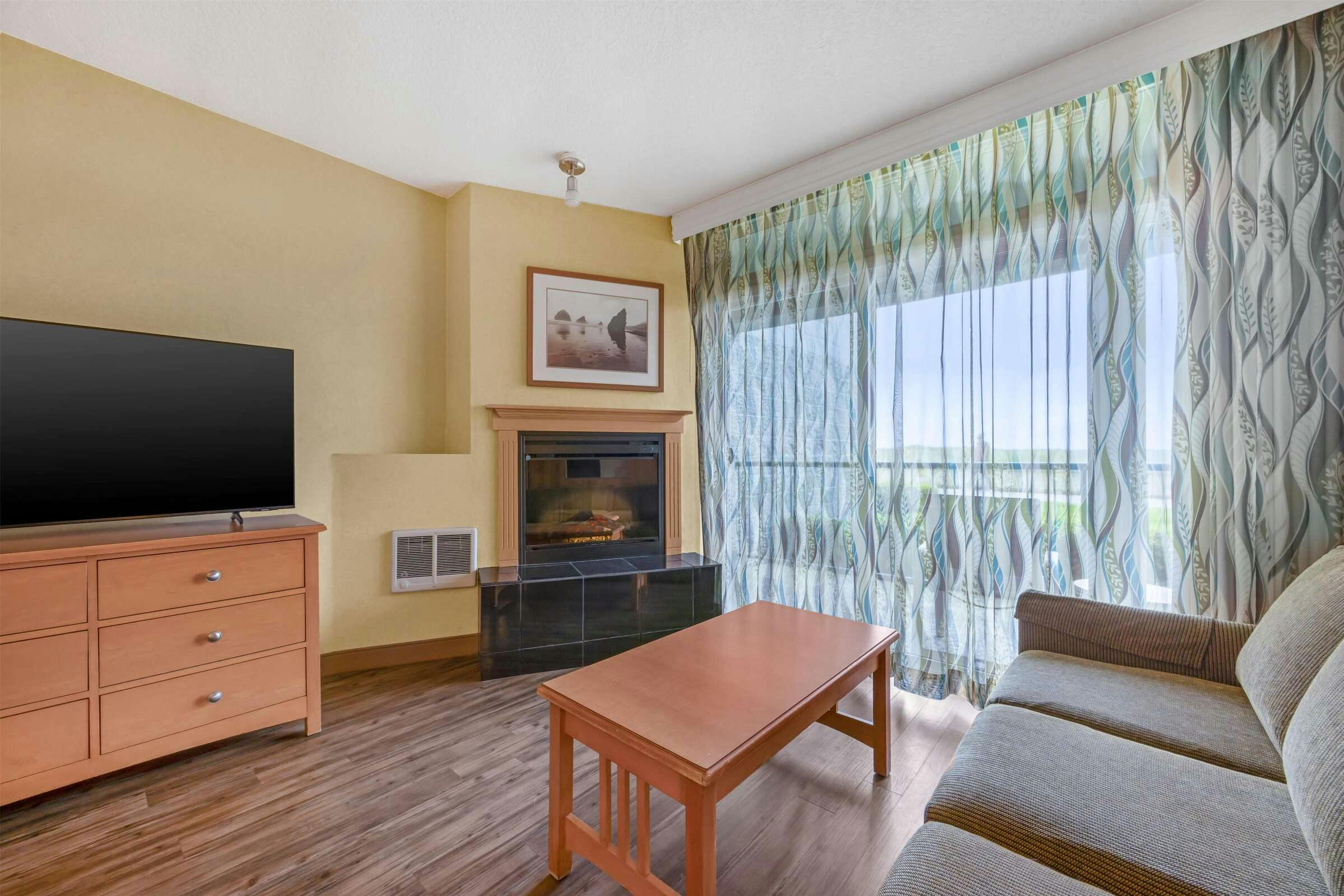 Hotel Best Western Plus Ocean View Resort photo 2