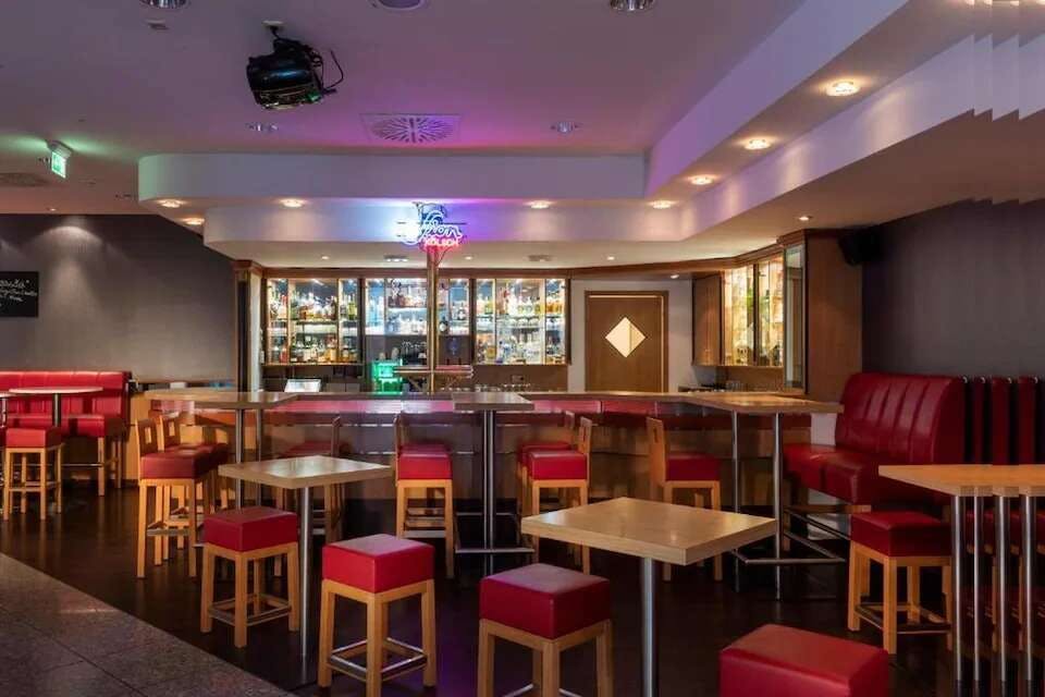 Hotel Sunday Hotel Frankfurt Airport - Neu-Isenburg photo 2