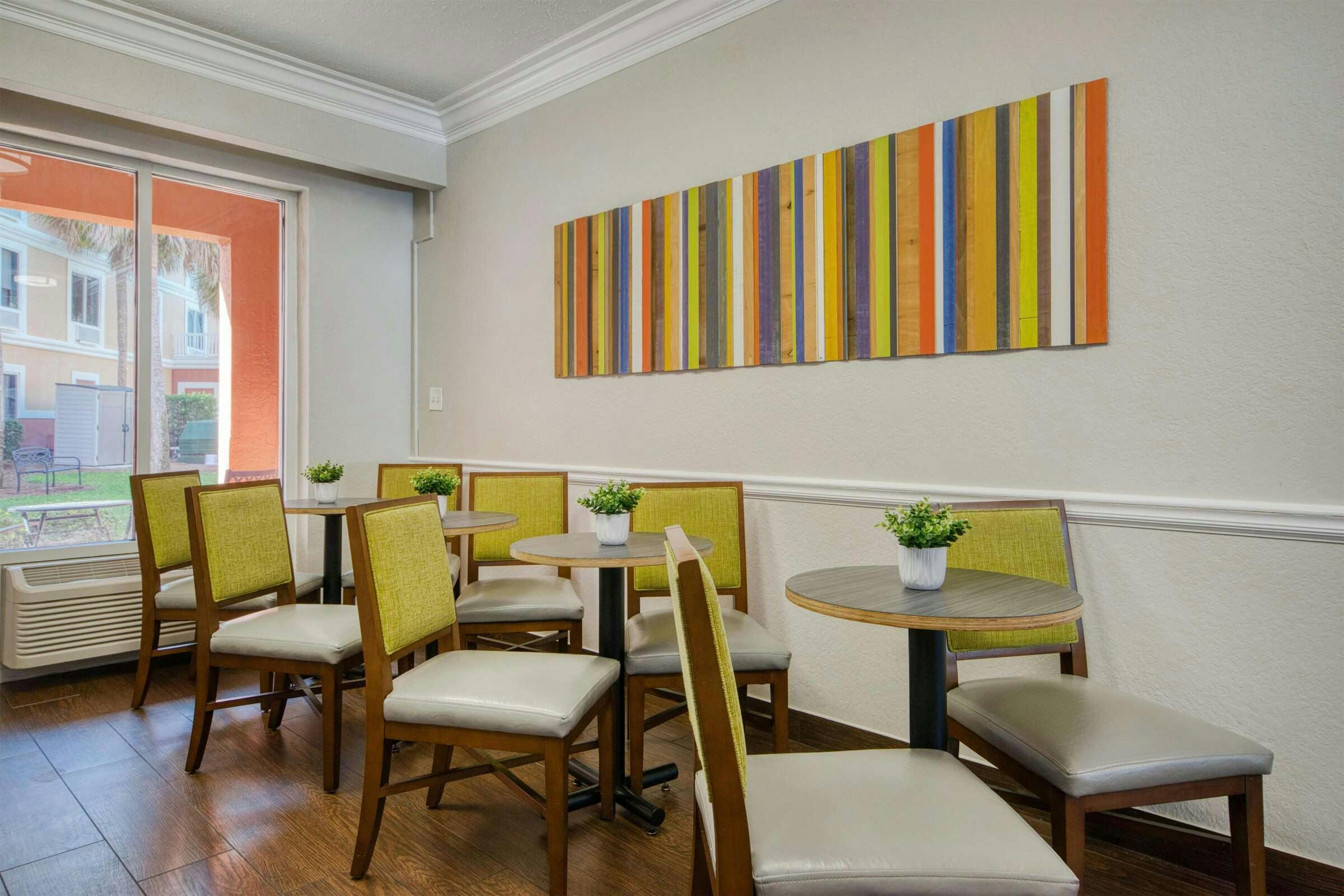 Hotel SureStay Plus Hotel By Best Western The Villages photo 5