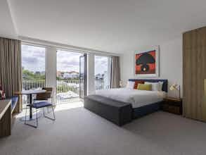 Hotel The Johnson Brisbane Art Series photo 5