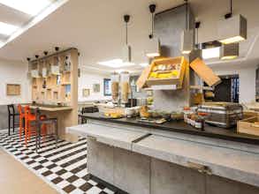 Hotel Ibis Bordeaux Centre Gare Saint Jean photo 1