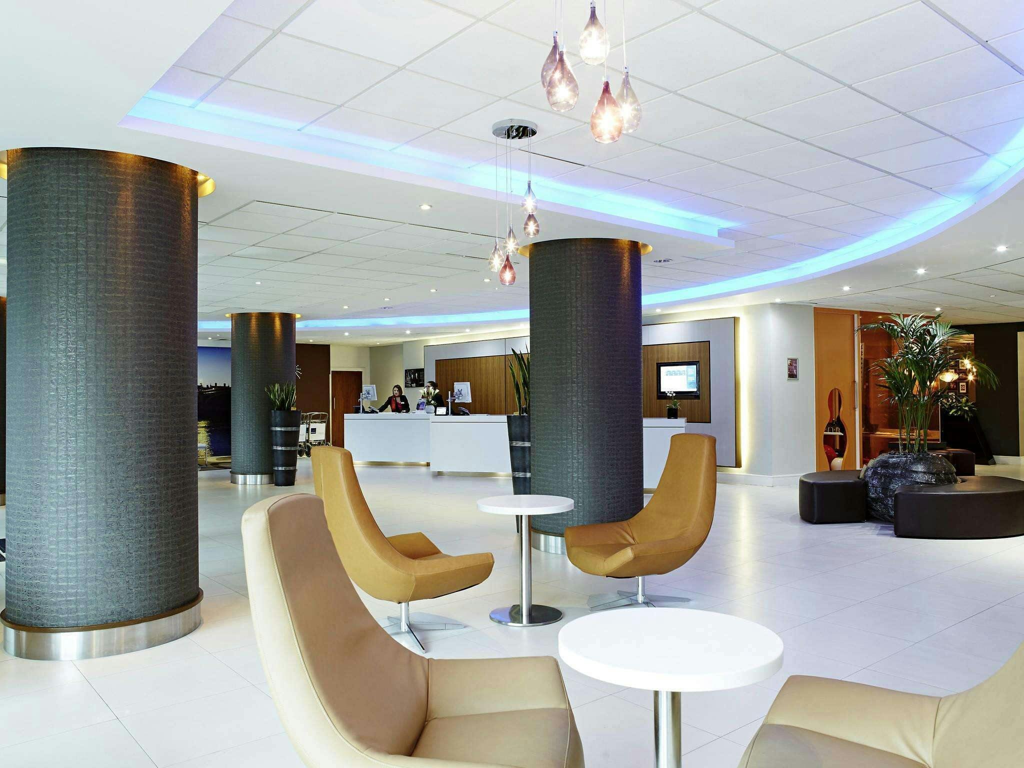 Hotel Novotel London Waterloo photo 2