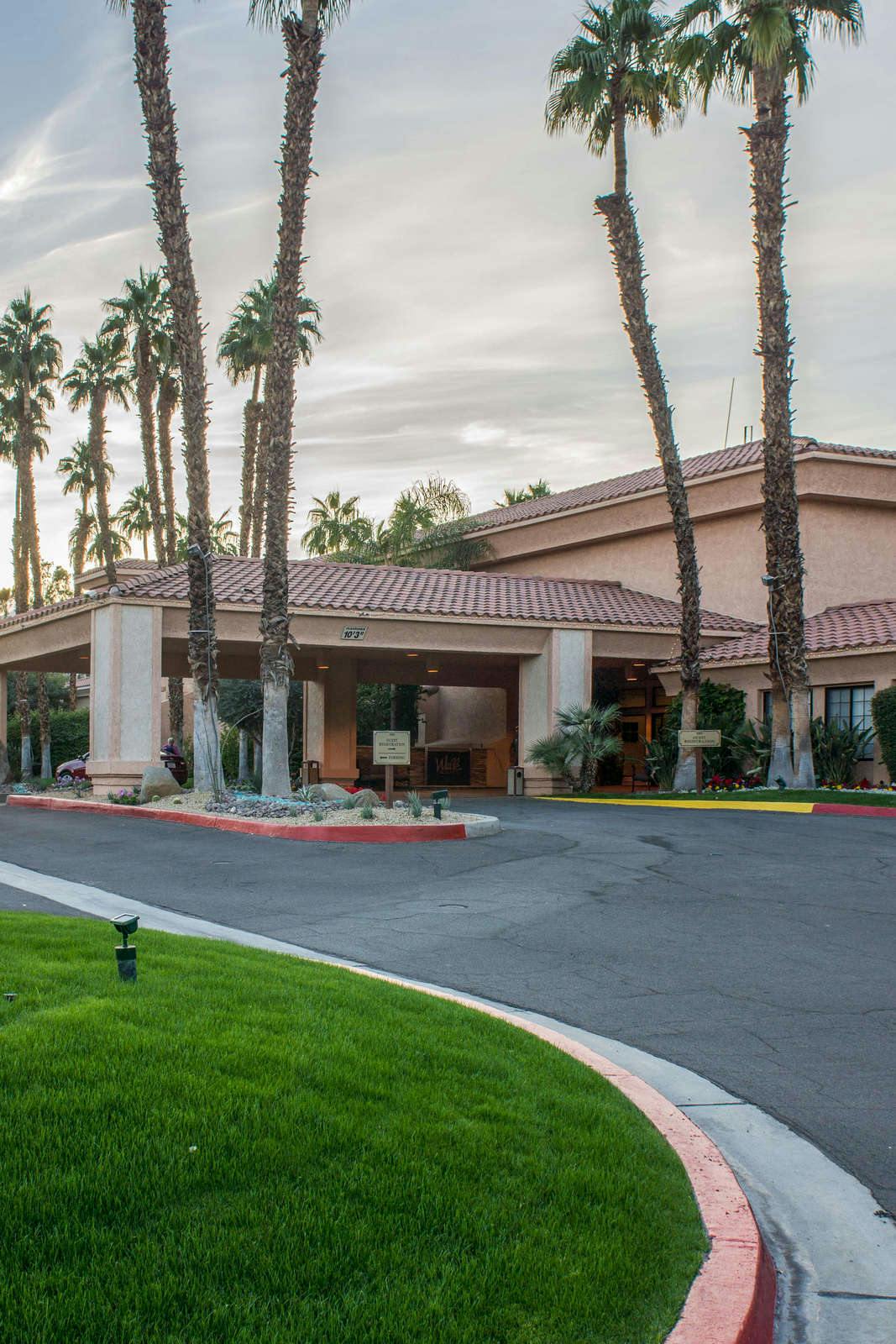 Hotel Welk Resorts Desert Oasis photo 1