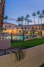Hotel Welk Resorts Desert Oasis photo 2
