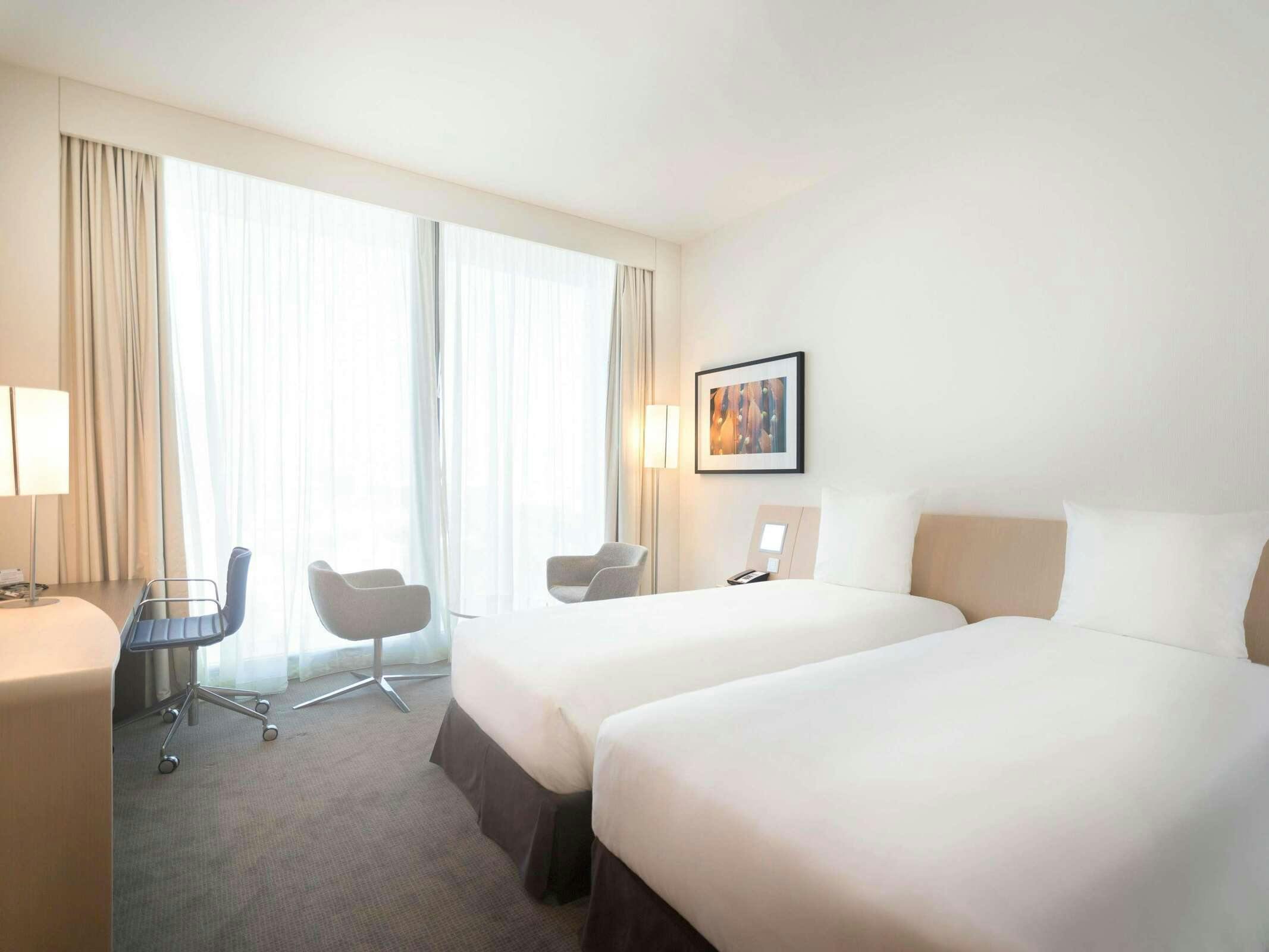 Hotel NOVOTEL ABU DHABI AL BUSTAN photo 2