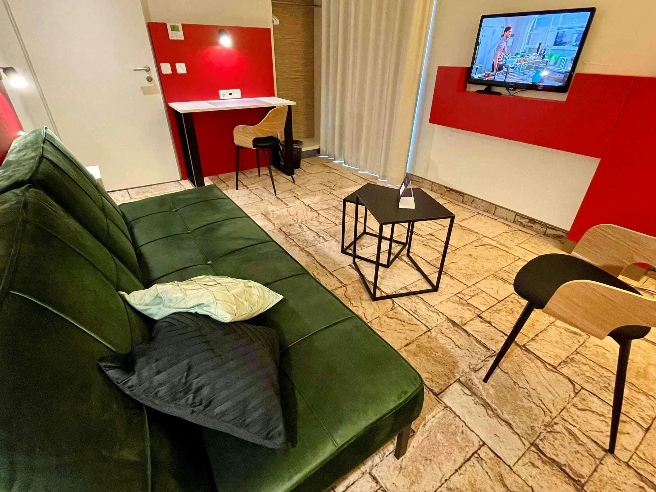 Hotel Ibis Styles Karlsruhe Ettlingen photo 4