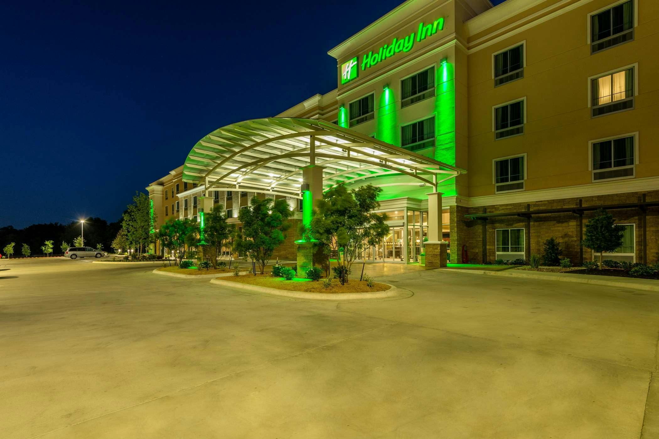 Holiday Inn Austin Airport