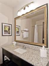 Hotel Holiday Inn Austin Airport photo 2