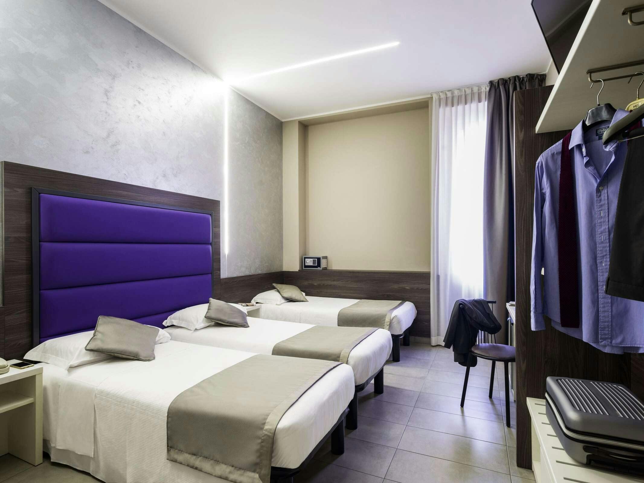 Hotel Ibis Styles Milano Centro photo 3