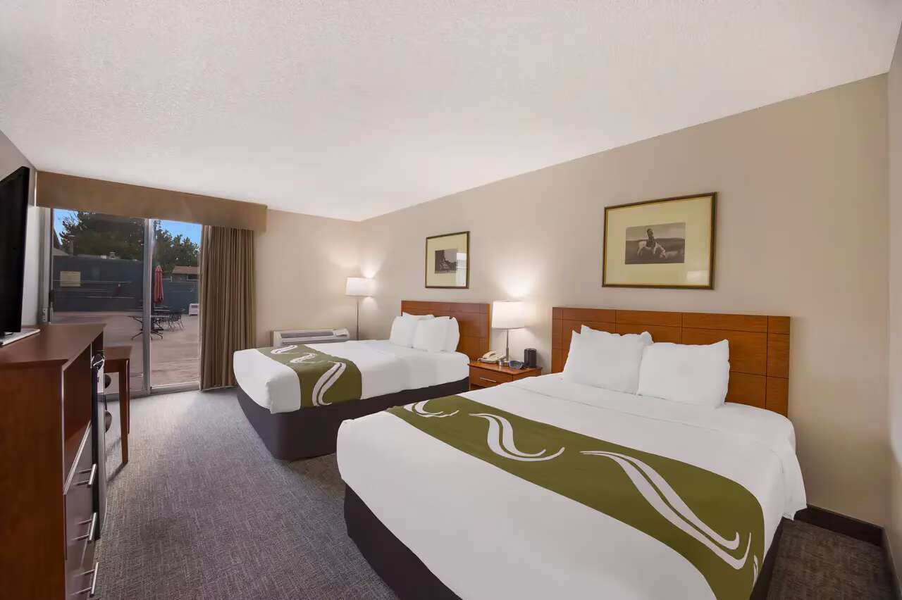 Hotel Quality Inn & Suites Canon City, CO photo 5