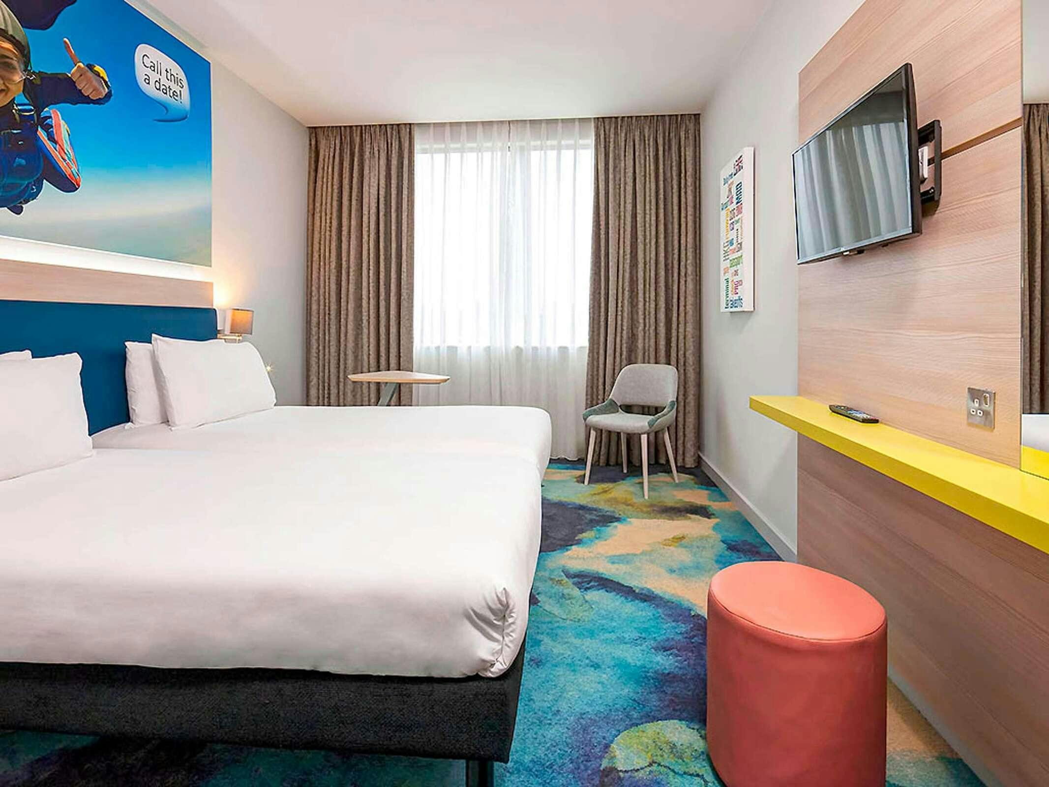 Hotel Ibis Styles London Heathrow Airport photo 3